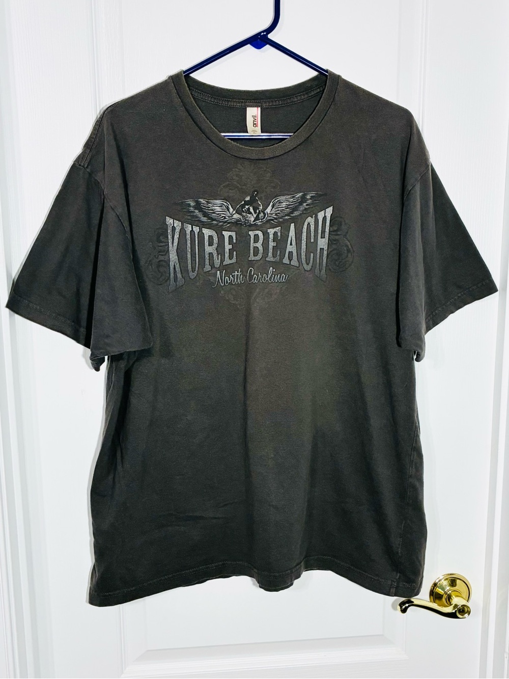 Kure Beach North Carolina Surfer Graphic Souvenir Tee by Anvil Gray Men’s XL